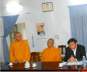 Quang Nam provincial Religious Committee pays working visit to the provincial VBS Executive Committee